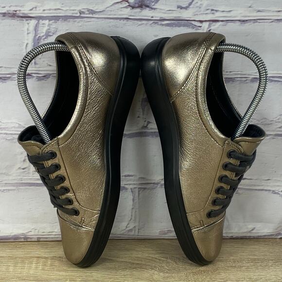 ECCO Soft Metallic Gold Leather Casual Sneakers EU 38 US 7-7.5 Lace-Up Bronze - Picture 5 of 13